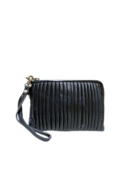 Unmade Pleated Wallet - nedsat 30%